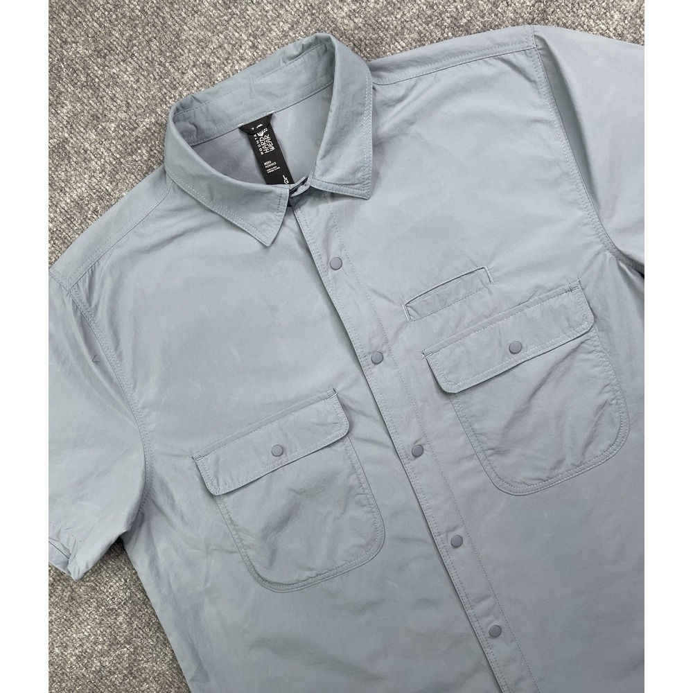Mountain Hardwear Shirt Men's L Fish Hike Outdoor Short Sleeve Button Up